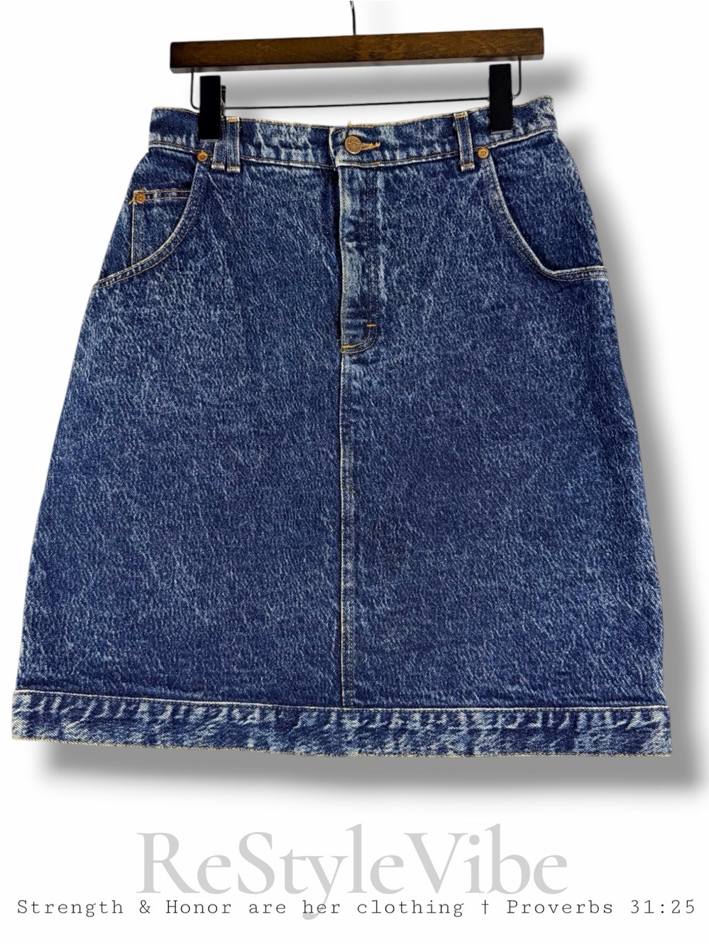 VINTAGE LEE Women Size 13 Skirt Denim Jean Mini Acid Wash 80s MADE IN USA RETRO